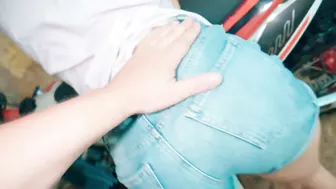 Девушка помогла починить мой байк