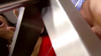 Моя секретарша всегда меня поддерживает