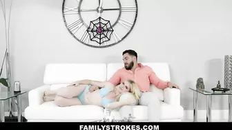 Батя познакомил со сводной сестрой