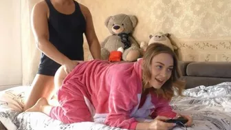 Со своим сексом не дал поиграть в старую добрую сегу