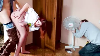 Муж не видит, что трахают его рыжую жену