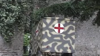 Отрывок из итальянского секс фильм про войну