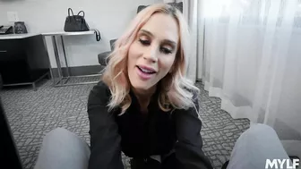 У мамочки босса всегда есть секс