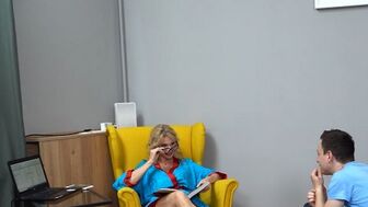 А что если трахнуть свою репетиторшу