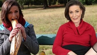 Старая милфа, дала в жопу за батон