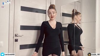 Как только мачеха напивается, то сразу приходит ко мне в комнату