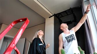 Русская мамка не удержалась перед молодым мужем на час