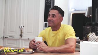 В каждой бабушке живет молодая девушка