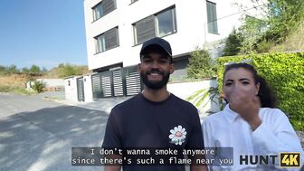 Я знаю, что с вами ваш парень, но вы бы согласились показать свои сиськи?