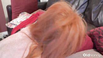 Моя рыжая мачеха торопилась, поэтому мы просто обменялись оральным сексом