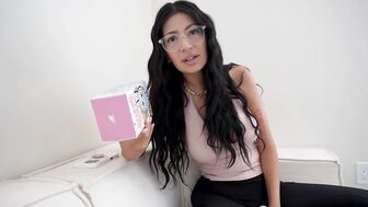 Латинка дала себя оттрахать за лабубу