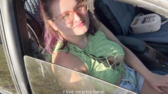 Починил машину, получай мои сиськи и минет в благодарность