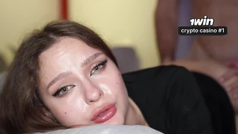 Если русская потаскуха забыла про день рождения пасынка, выручит киска