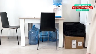 "А куда это ты собралась в таком платье и без трусиков?", - пасынок шантажирует меня сексом